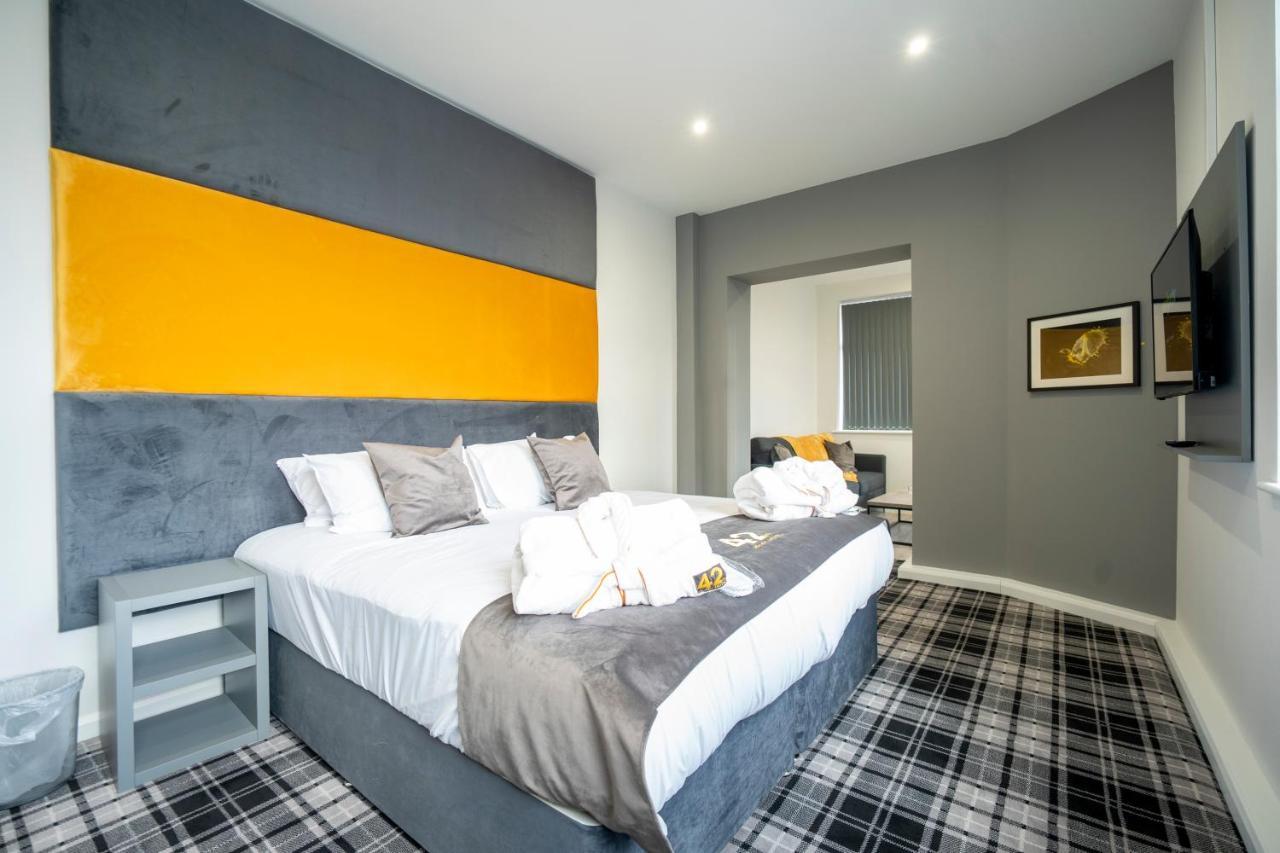 Hotel 42